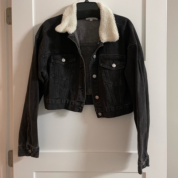 NWOT PacSun Sherpa Collar Cropped Trucker Jacket - Picture 6 of 7